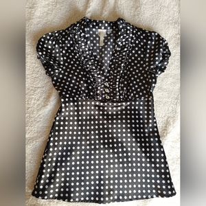 Black and White Polka-Dotted Shirt (Women Size Small)